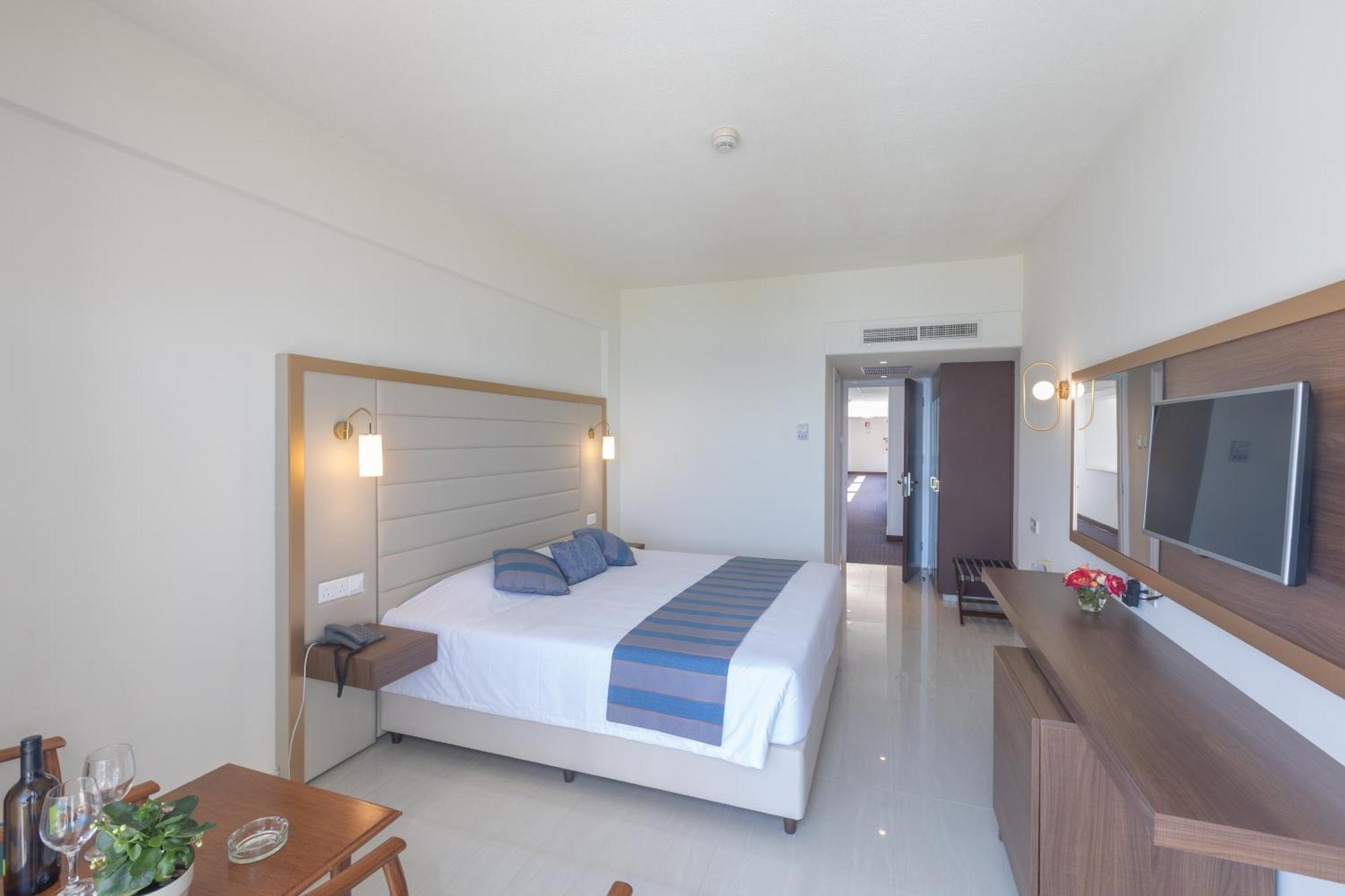 Iliada Beach Hotel 프로타라스 외부 사진