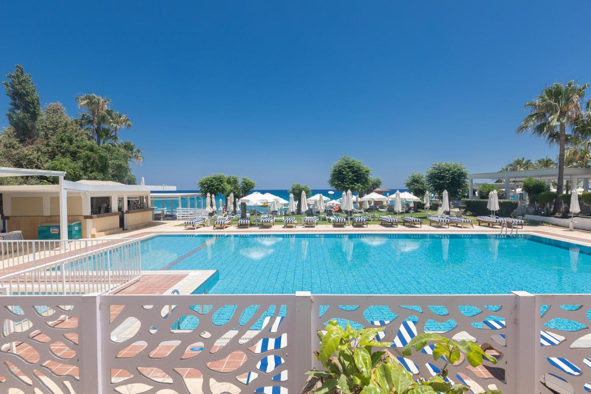 Iliada Beach Hotel 프로타라스 외부 사진
