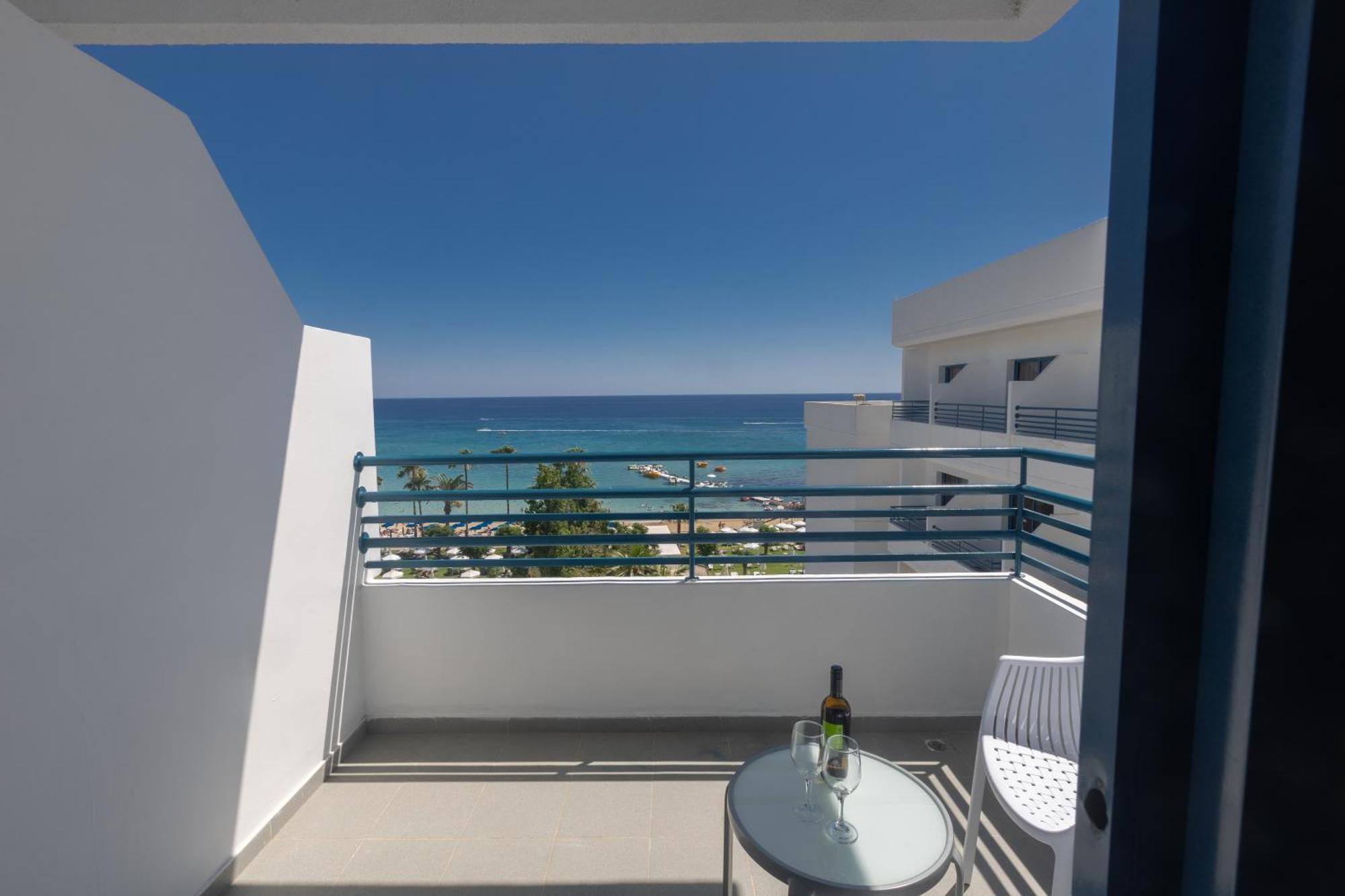 Iliada Beach Hotel 프로타라스 외부 사진